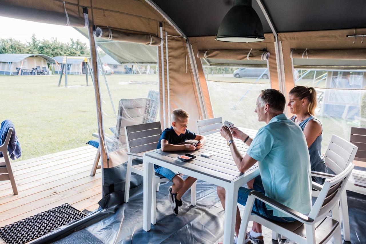 Zilverstrand Mol Luaran gambar
